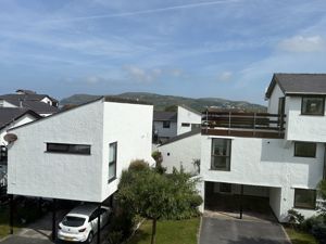 Photo 21- click for photo gallery